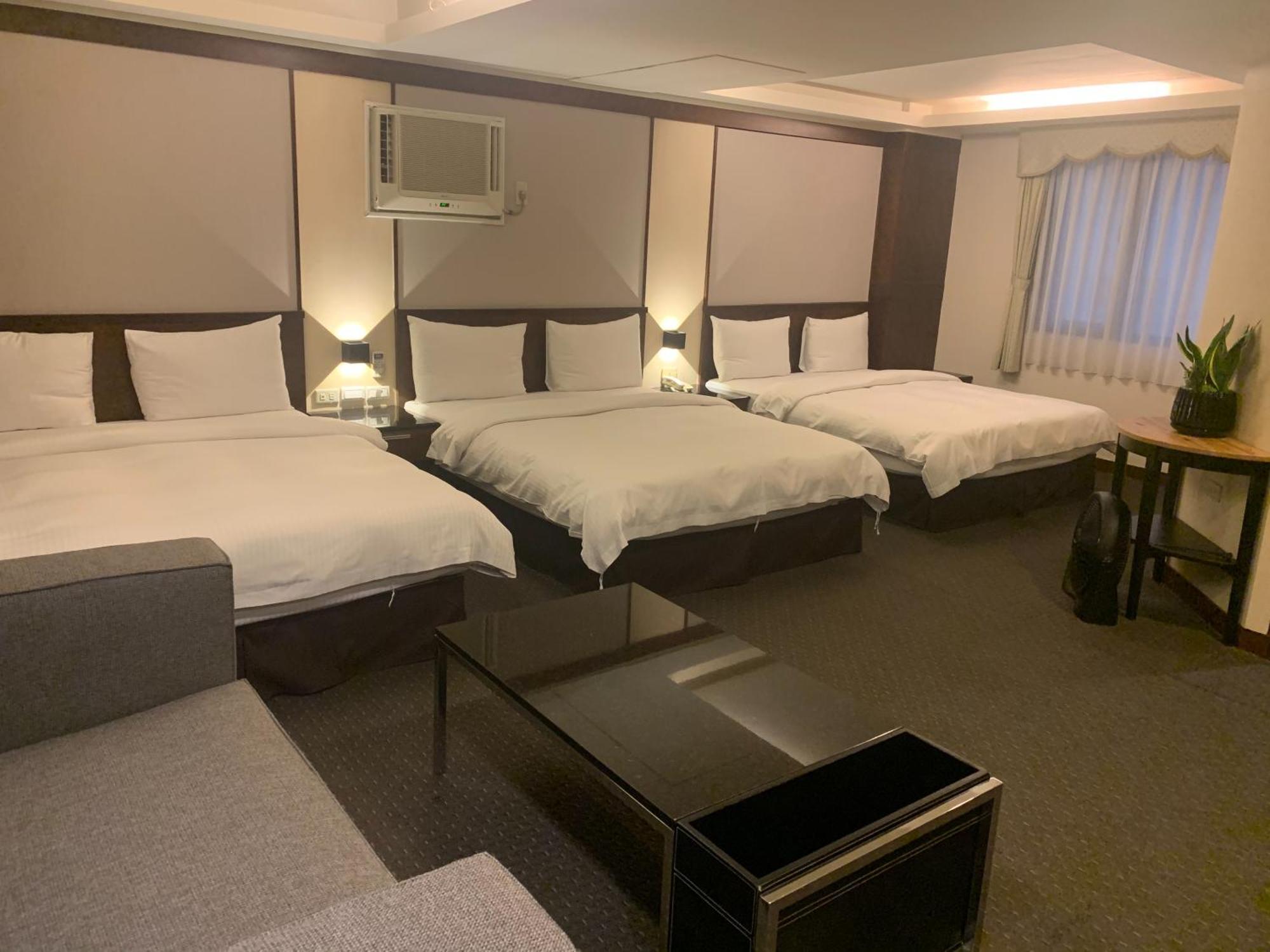 Sun Sweet Hotel Luodong Rum bild